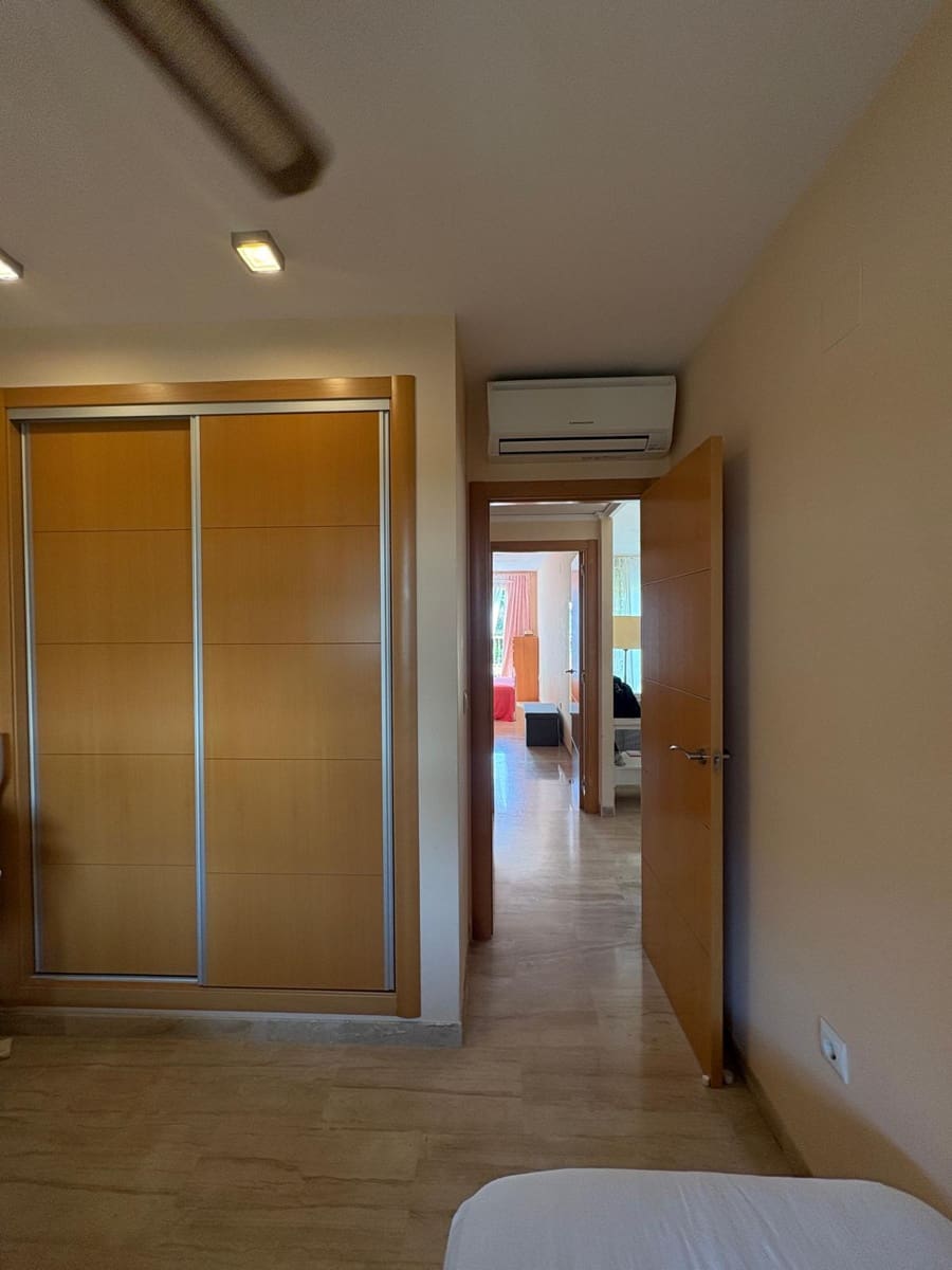 2 sovrum Lägenhet till salu i Denia med pool garage - 320 000 € (Ref: 9425891)