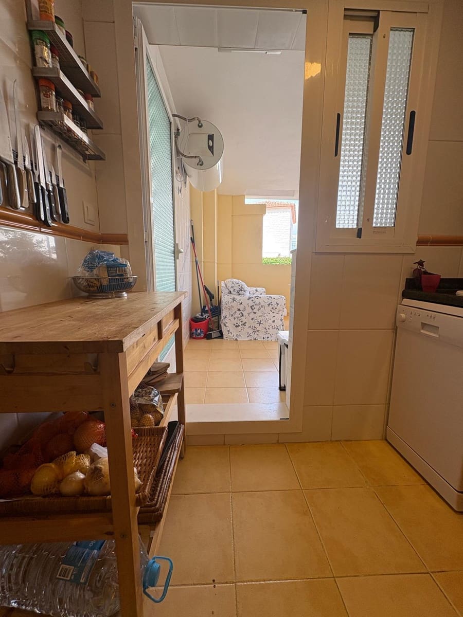 2 sovrum Lägenhet till salu i Denia med pool garage - 320 000 € (Ref: 9425891)