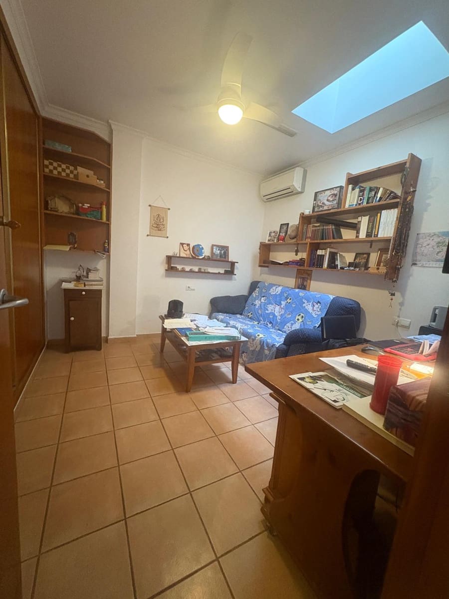 3 quarto Comercial para venda em Denia - 490 000 € (Ref: 9425892)