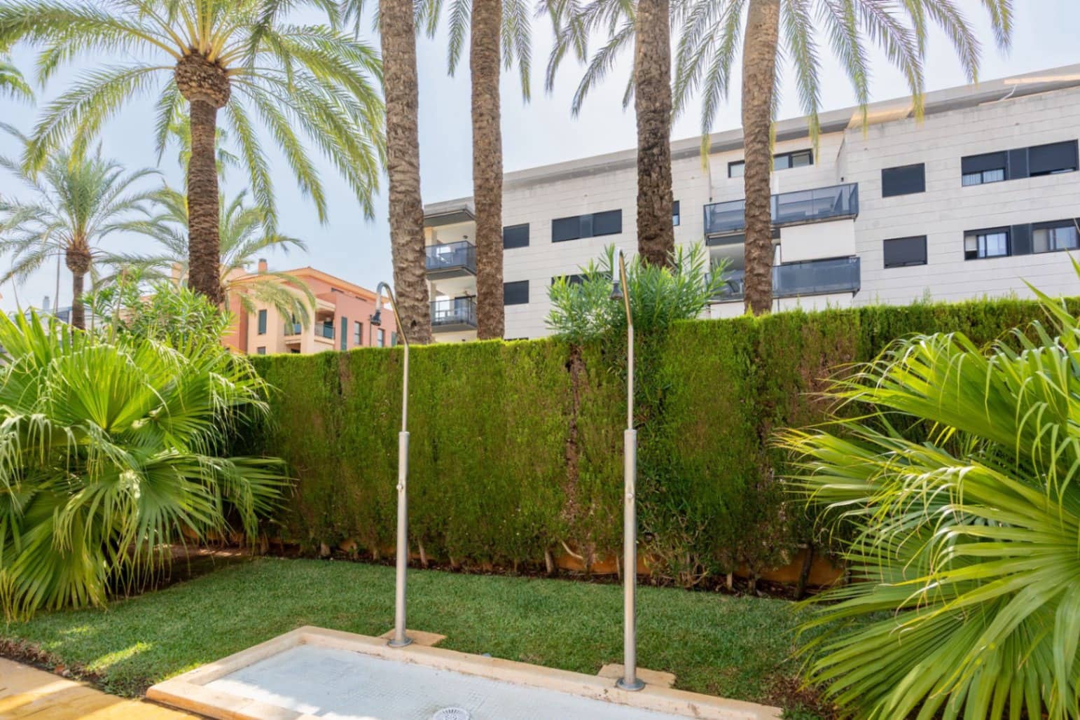 Apartamento de 3 habitaciones en Dénia en venta con piscina garaje - 420.000 € (Ref: 9425893)