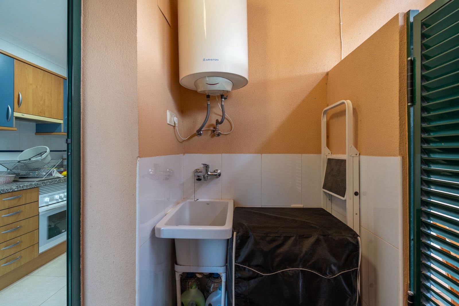 Apartamento de 3 habitaciones en Dénia en venta con piscina garaje - 420.000 € (Ref: 9425893)