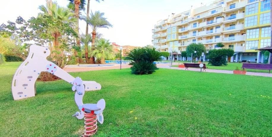Apartamento de 3 habitaciones en Dénia en venta con piscina garaje - 399.000 € (Ref: 9425896)