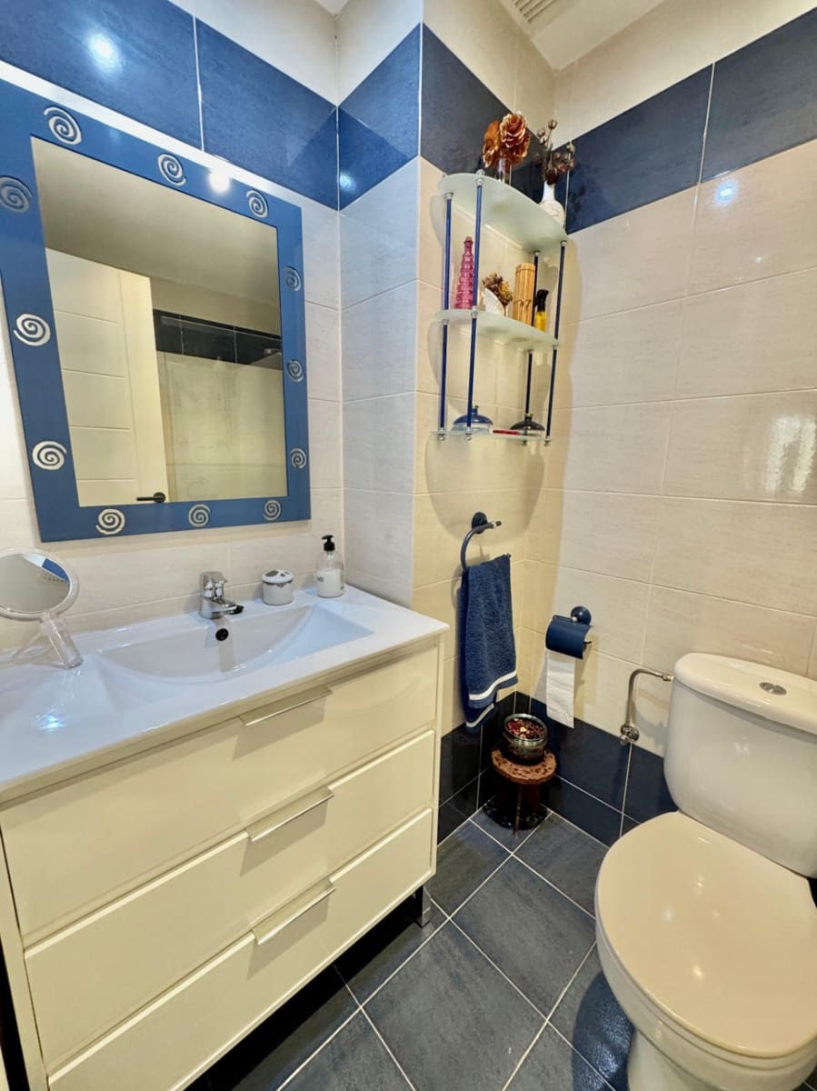 Apartamento de 3 habitaciones en Dénia en venta con piscina garaje - 399.000 € (Ref: 9425896)