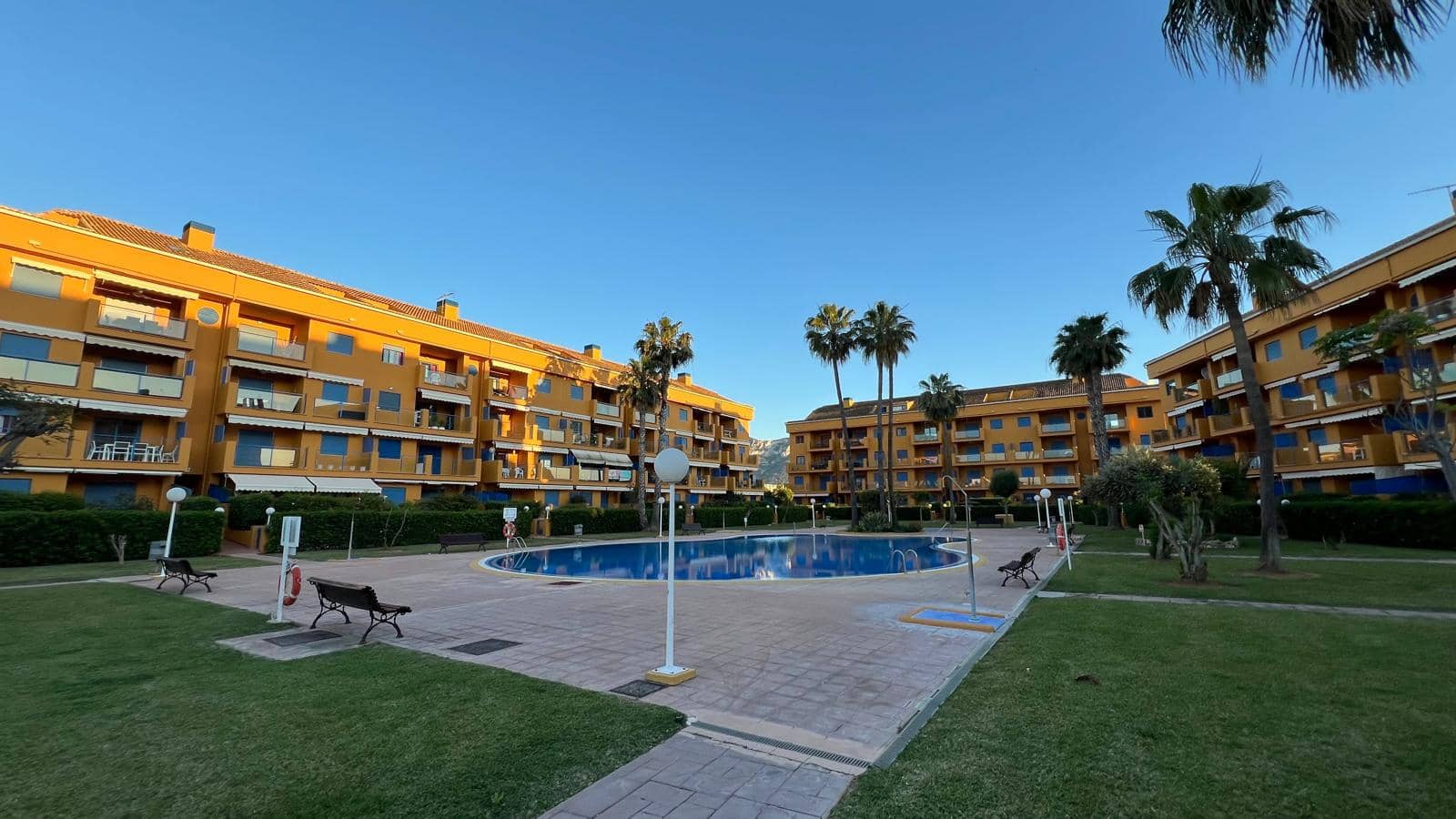 4 makuuhuone Kattohuoneisto myytävänä paikassa Denia mukana uima-altaan 
autotalli - 550 000 € (Ref: 9425900)