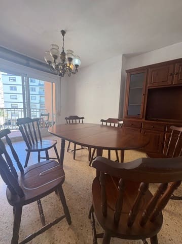 Piso de 3 habitaciones en Dénia en venta - 164.000 € (Ref: 9425902)