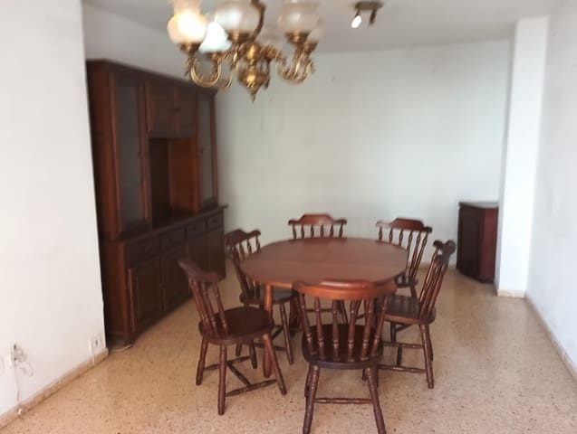 Piso de 3 habitaciones en Dénia en venta - 164.000 € (Ref: 9425902)