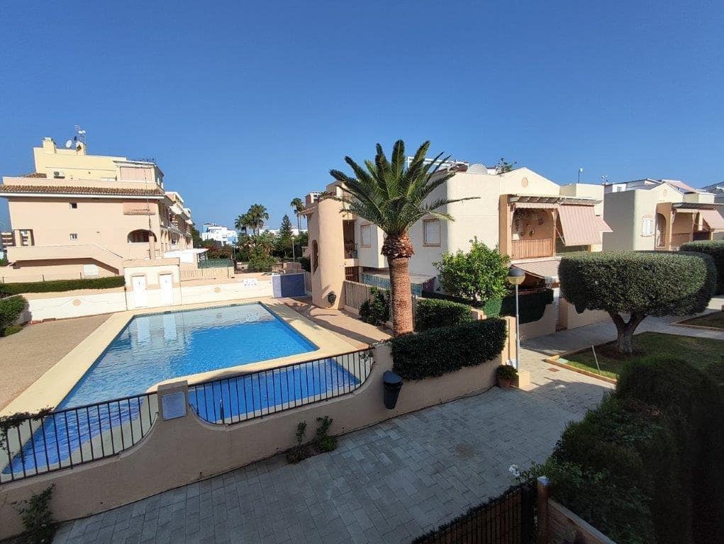 2 sovrum Lägenhet till salu i Denia med pool garage - 210 000 € (Ref: 9425906)