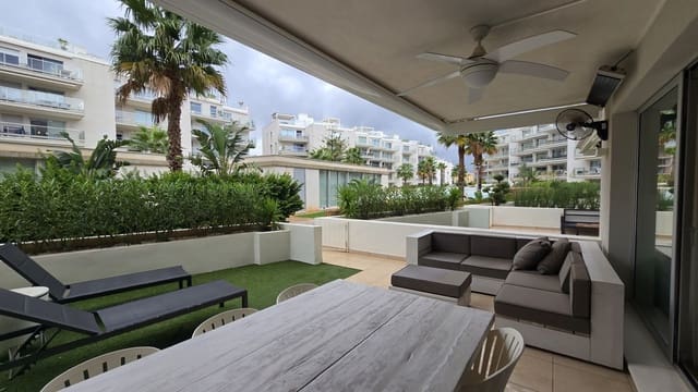 Apartamento de 2 habitaciones en Dénia en venta con piscina garaje - 394.000 € (Ref: 9425909)