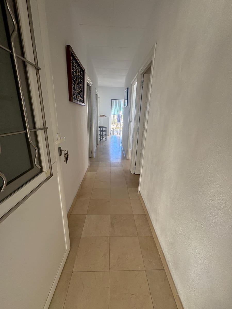 3 slaapkamer Rijtjeshuis te koop in Denia met garage - € 450.000 (Ref: 9425911)