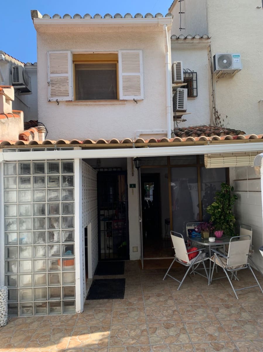 2 bedroom Bungalow for sale in Denia with pool garage - € 259,000 (Ref: 9425913)