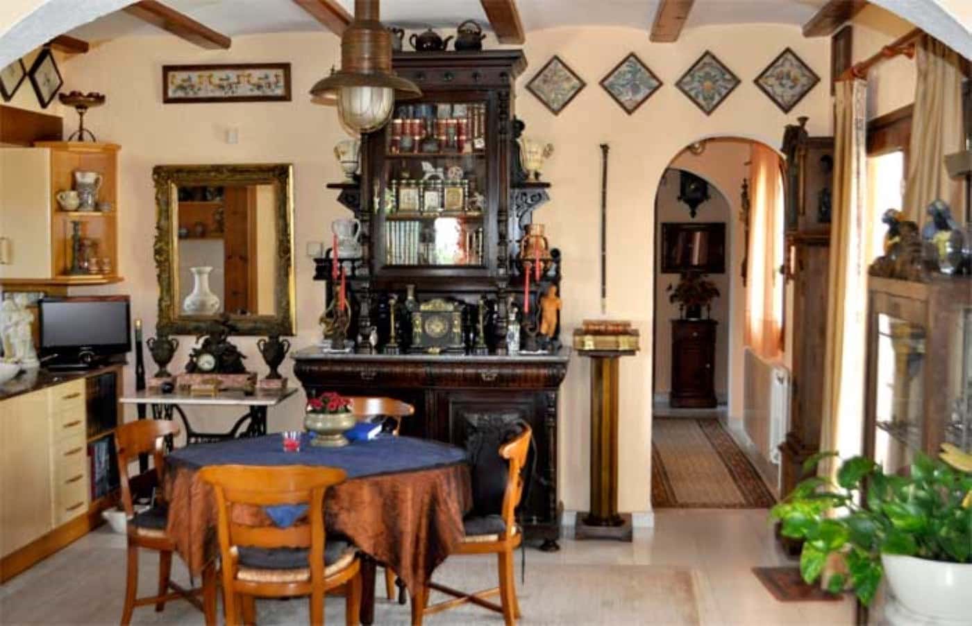 3 bedroom Villa for sale in Denia with pool garage - € 900,000 (Ref: 9425917)