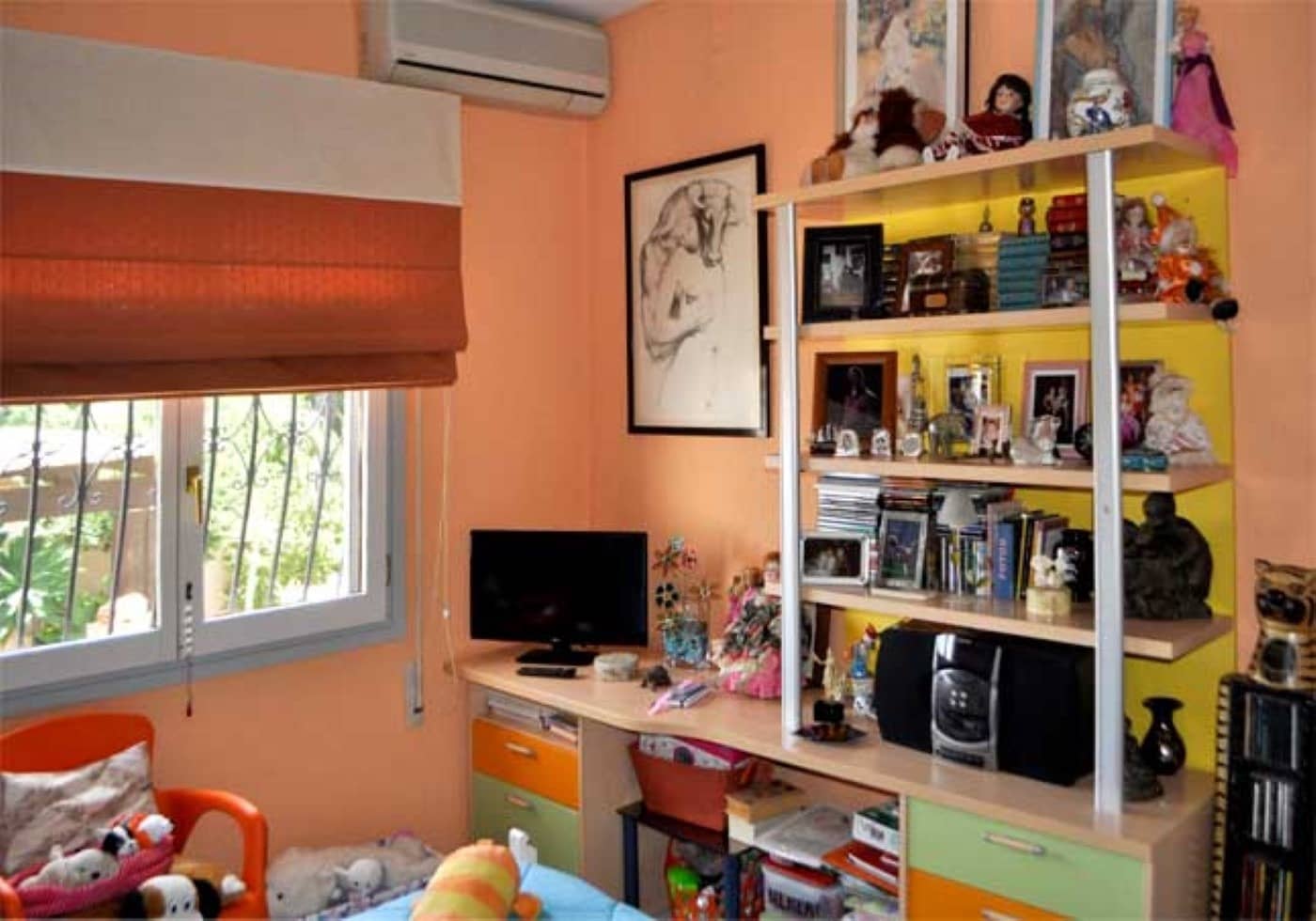 3 bedroom Villa for sale in Denia with pool garage - € 900,000 (Ref: 9425917)