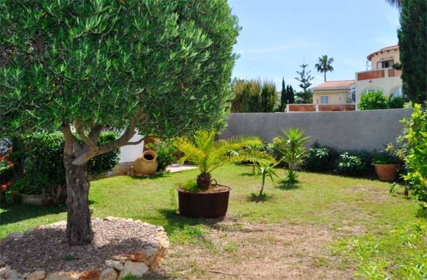 3 bedroom Villa for sale in Denia with pool garage - € 900,000 (Ref: 9425917)