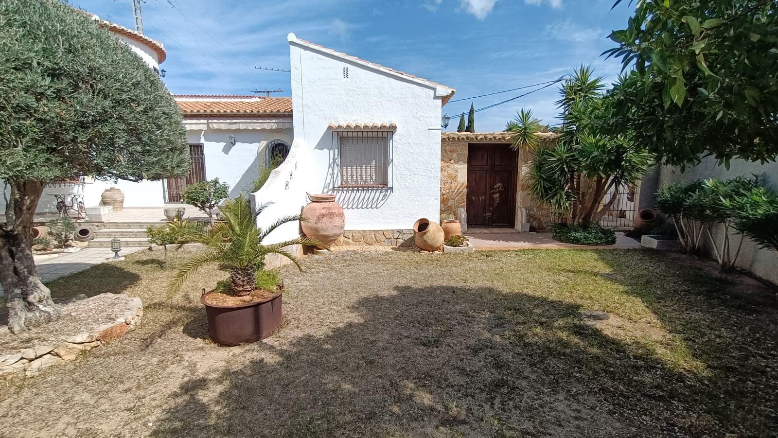 3 bedroom Villa for sale in Denia with pool garage - € 900,000 (Ref: 9425917)