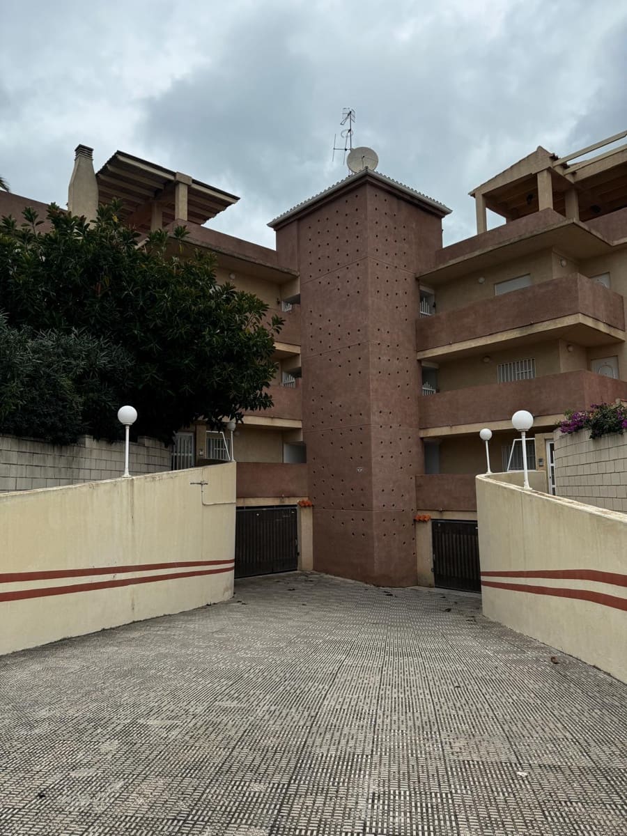 Ático de 3 habitaciones en Dénia en venta con piscina garaje - 339.000 € (Ref: 9425918)