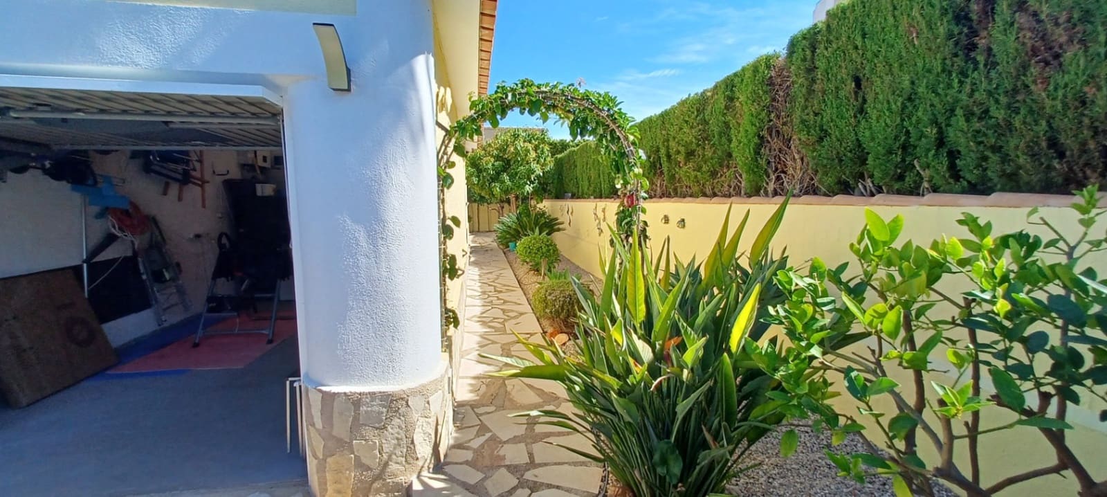 3 slaapkamer Villa te koop in Denia met zwembad garage - € 595.000 (Ref: 9451742)