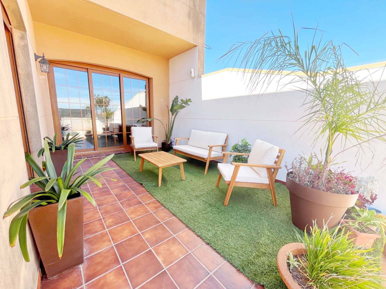 7 bedroom Villa for sale in Piles with pool garage - € 520,000 (Ref: 9451743)