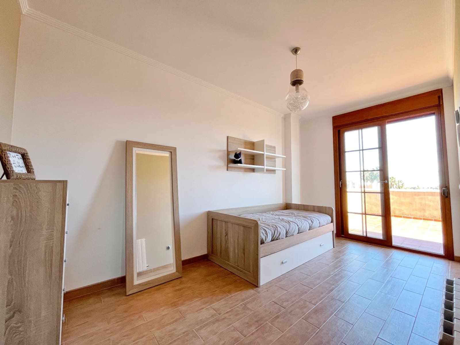 7 bedroom Villa for sale in Piles with pool garage - € 520,000 (Ref: 9451743)