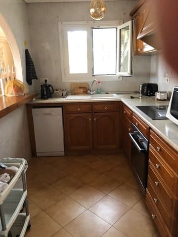 Chalet de 4 habitaciones en El Montgó, Dénia en venta con piscina garaje - 595.000 € (Ref: 9451750)