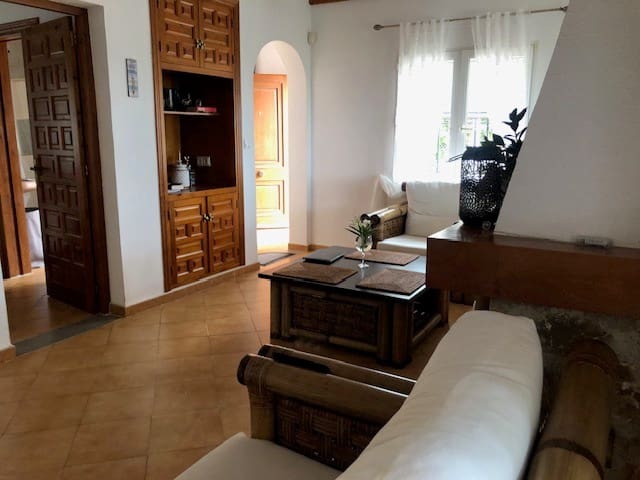 Chalet de 4 habitaciones en Dénia en venta con piscina garaje - 595.000 € (Ref: 9451750)