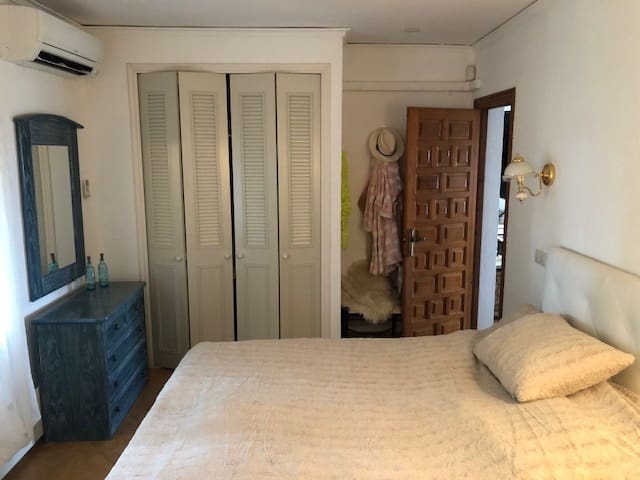 Chalet de 4 habitaciones en Dénia en venta con piscina garaje - 595.000 € (Ref: 9451750)