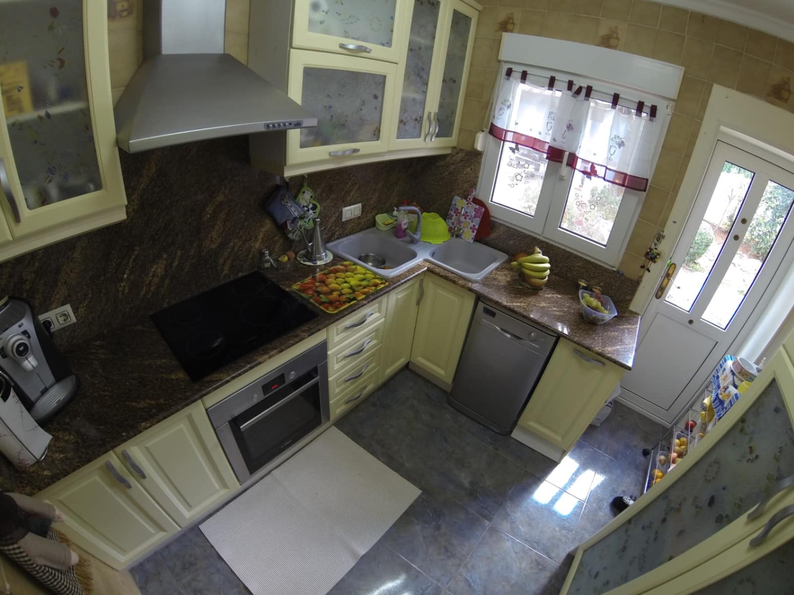 6 bedroom Villa for sale in Denia with pool garage - € 790,000 (Ref: 9451753)