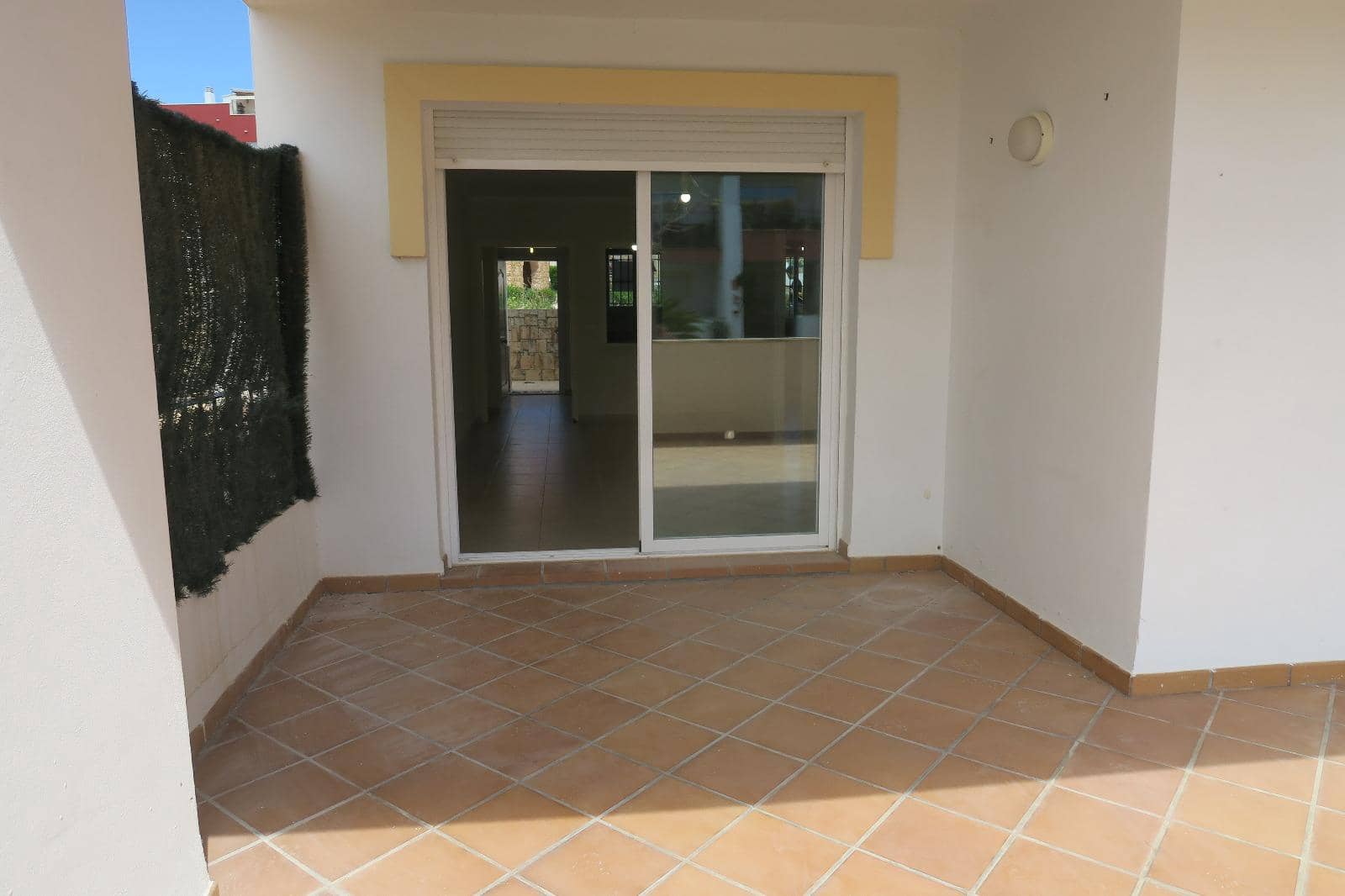 2 bedroom Apartment for sale in Alicante / Alacant city with pool garage - € 206,000 (Ref: 9497994)