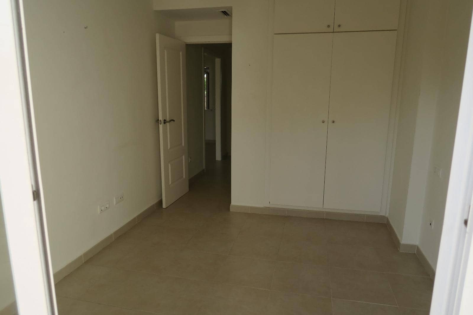2 bedroom Apartment for sale in Alicante / Alacant city with pool garage - € 206,000 (Ref: 9497994)