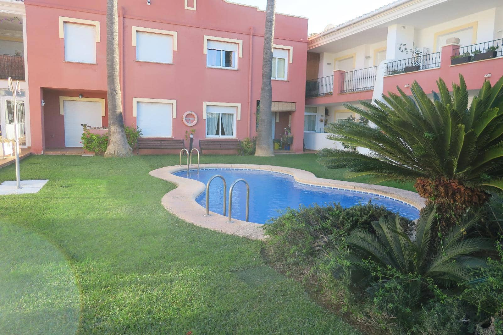 2 bedroom Apartment for sale in Alicante / Alacant city with pool garage - € 206,000 (Ref: 9497994)
