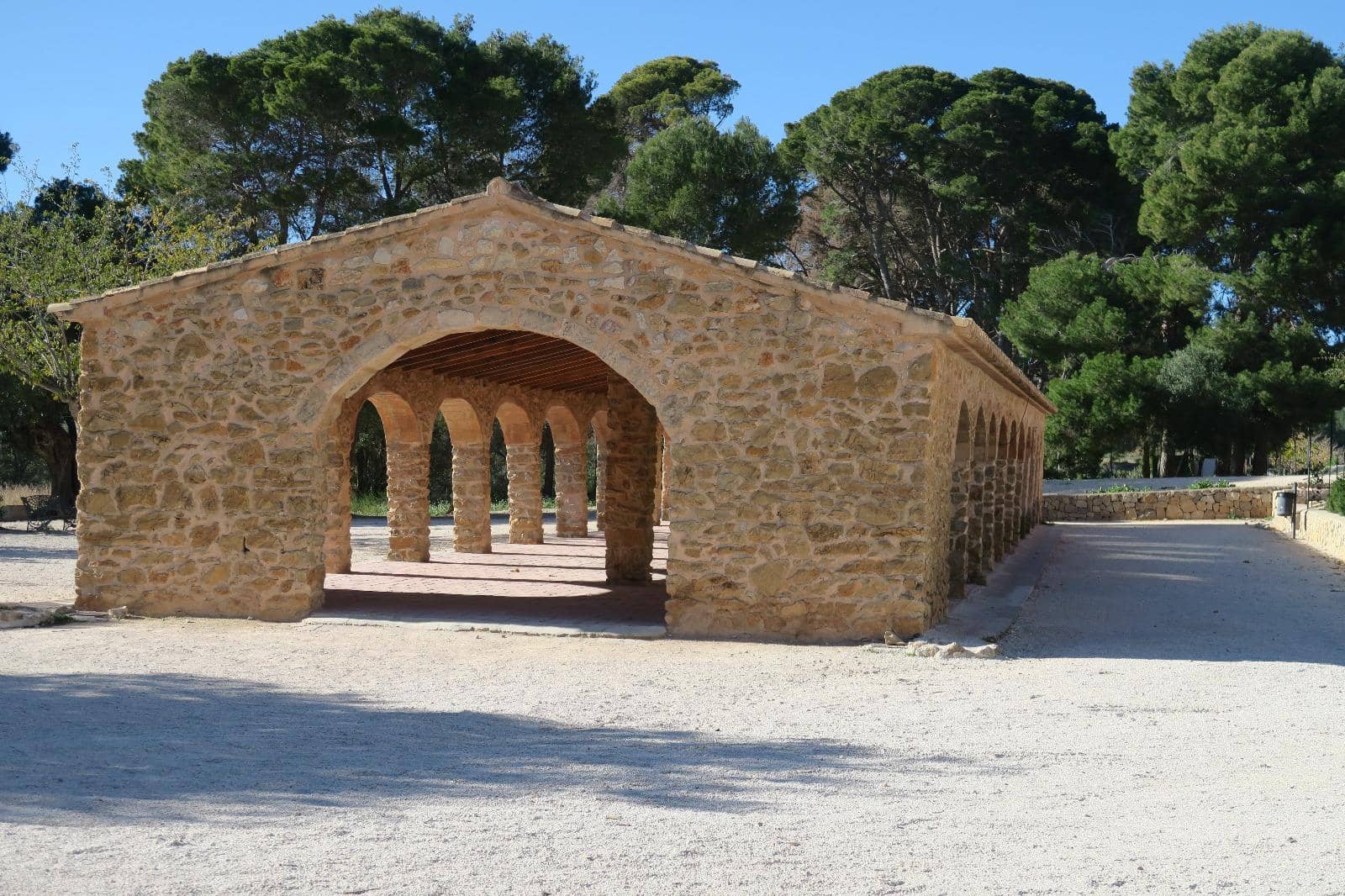 2 bedroom Apartment for sale in Alicante / Alacant city with pool garage - € 206,000 (Ref: 9497994)