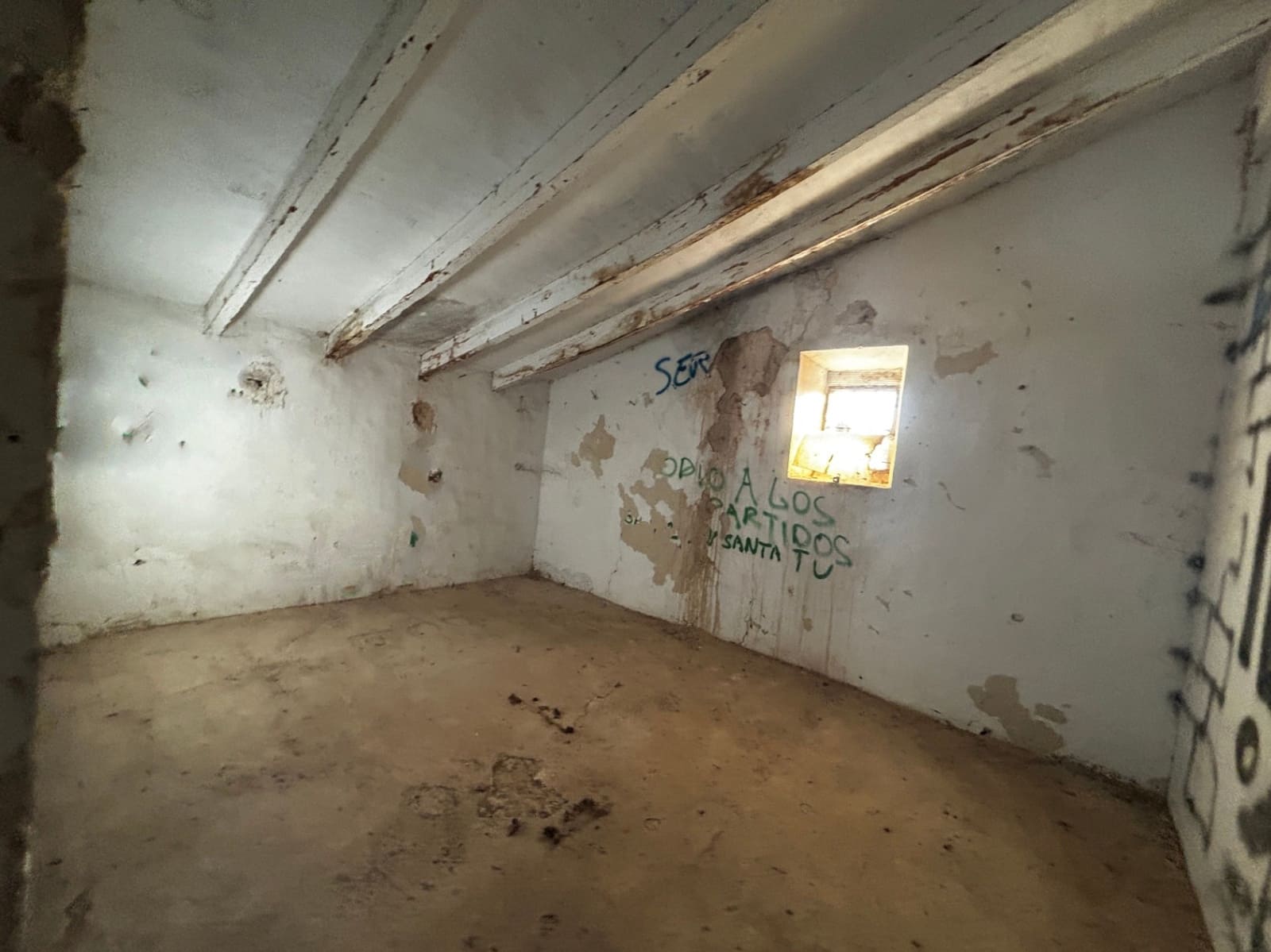 5 soveværelse Villa til salg i Benissa - € 260.000 (Ref: 9508147)