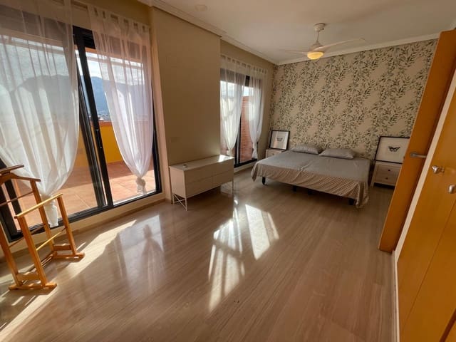3 slaapkamer Penthouse te koop in Dénia met zwembad garage - € 550.000 (Ref: 9519716)