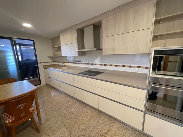 3 slaapkamer Penthouse te koop in Dénia met zwembad garage - € 550.000 (Ref: 9519716)