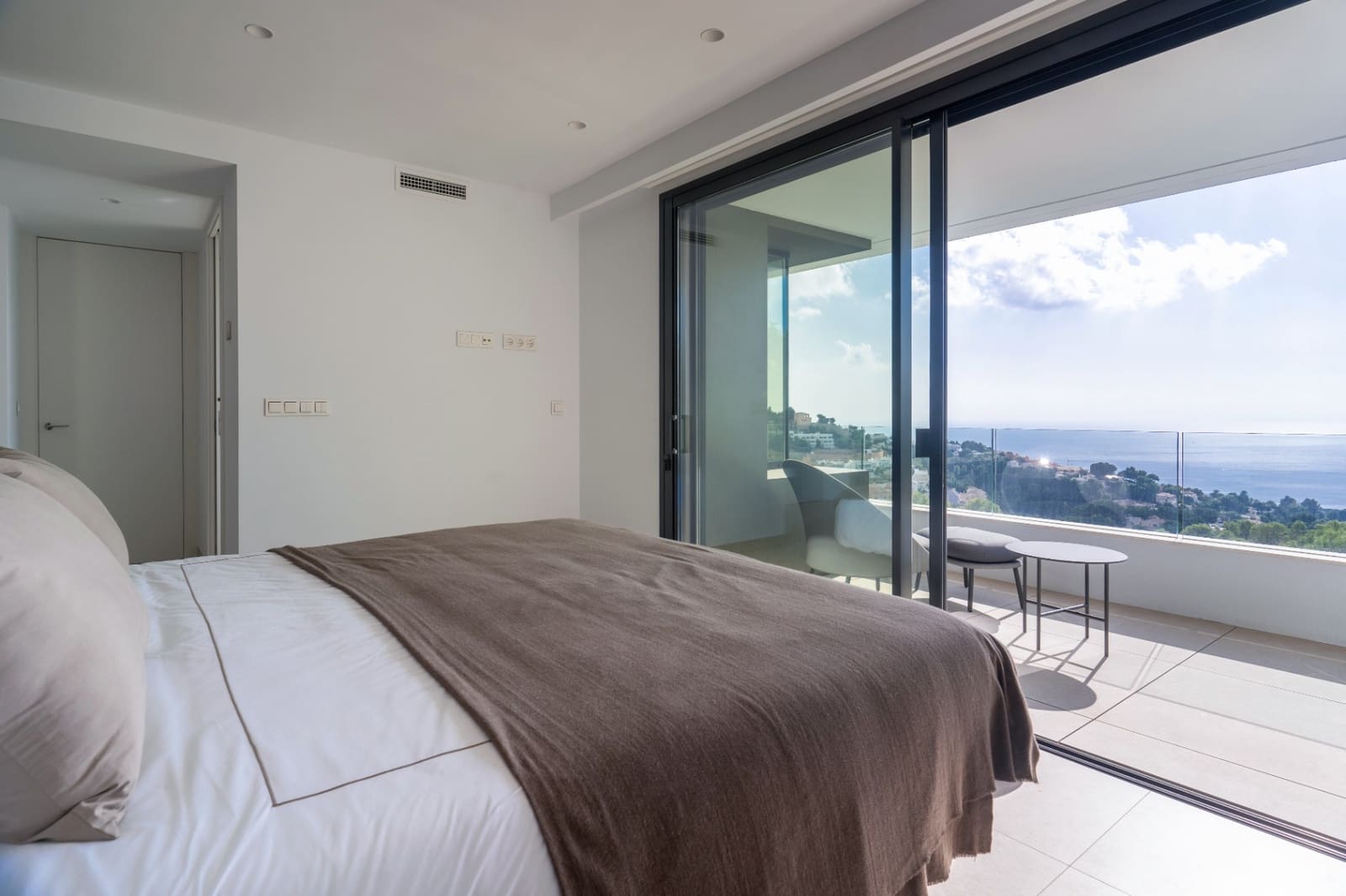 3 bedroom Villa for sale in Altea with pool - € 2,257,500 (Ref: 9519734)