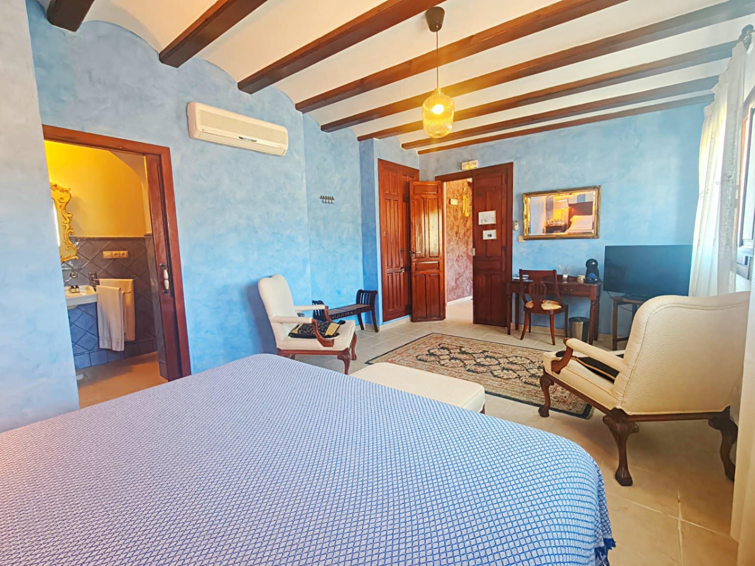 Hotel de 8 habitaciones en Vall de Gallinera en venta - 799.000 € (Ref: 9519754)