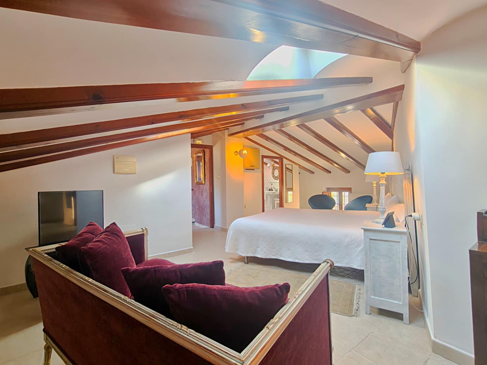 Hotel de 8 habitaciones en Vall de Gallinera en venta - 799.000 € (Ref: 9519754)