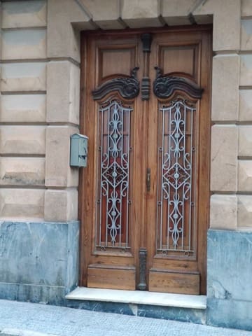 5 bedroom Townhouse for sale in Pedreguer with garage - € 340,000 (Ref: 9519755)