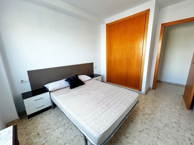 2 quarto Penthouse para venda em Oliva com garagem - 180 000 € (Ref: 9535046)