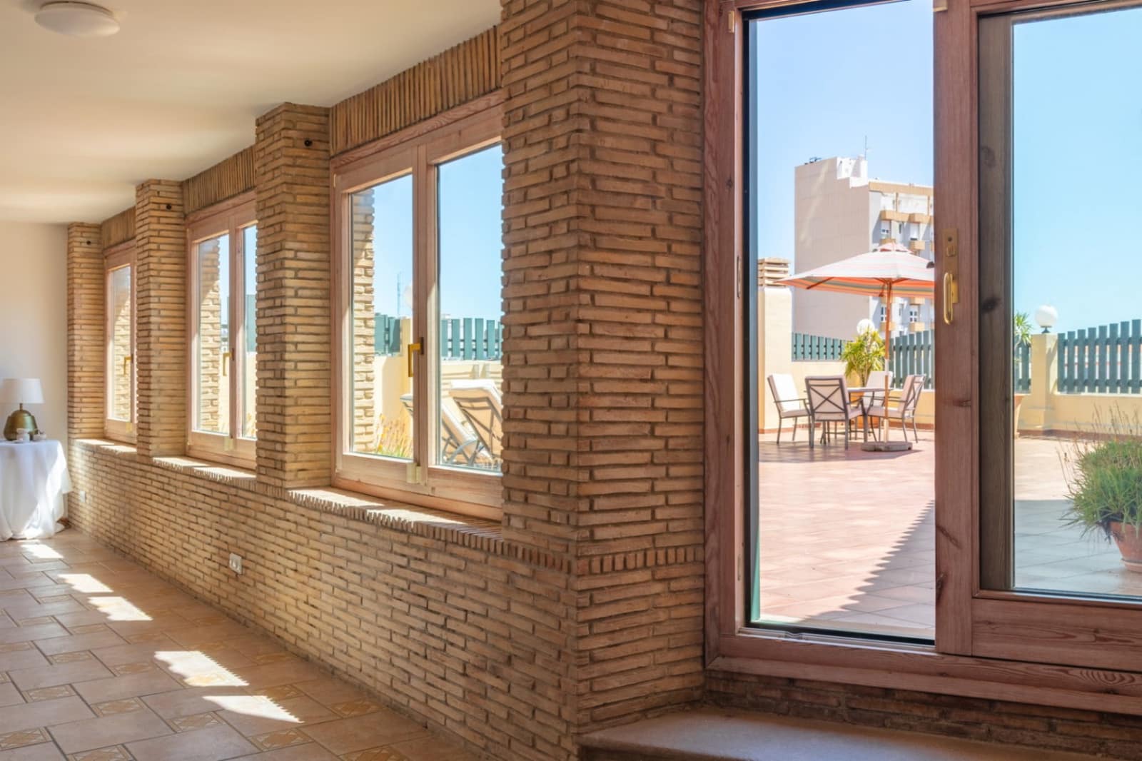 5 bedroom Penthouse for sale in Denia with garage - € 620,000 (Ref: 9535053)