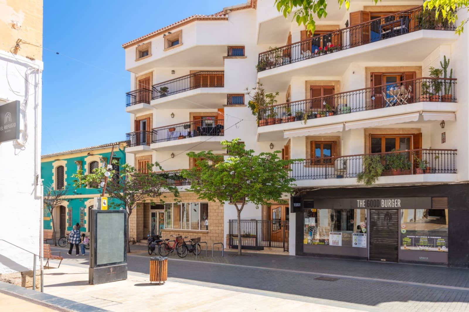5 bedroom Penthouse for sale in Denia with garage - € 620,000 (Ref: 9535053)