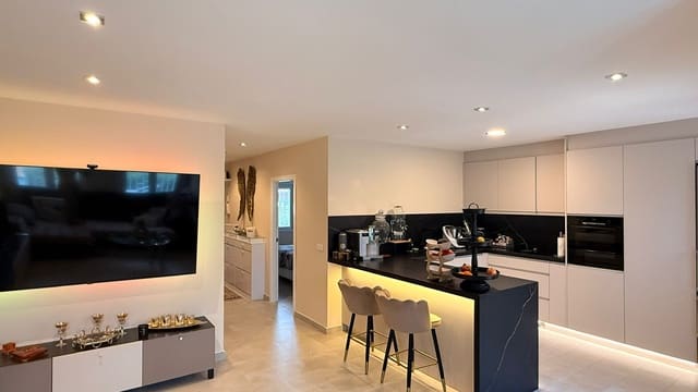 2 slaapkamer Appartement te koop in El Vergel / Verger met zwembad garage - € 250.000 (Ref: 9753657)