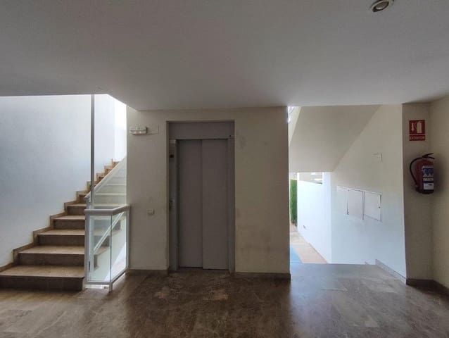 2 slaapkamer Appartement te koop in Dénia met zwembad garage - € 299.500 (Ref: 9753661)