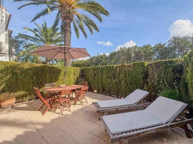 3 soverom Rekkehus til salgs i Dénia med svømmebasseng - € 320 000 (Ref: 9753663)