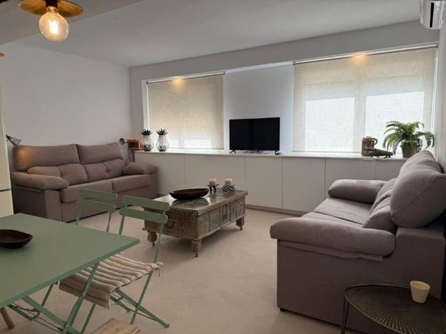 Studio til salgs i Dénia med garasje - € 159 000 (Ref: 9756753)