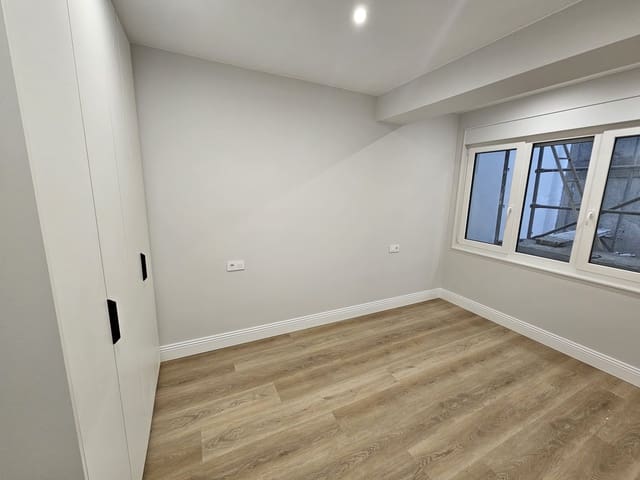 3 slaapkamer Flat te koop in Lugo stad met garage - € 275.000 (Ref: 9764853)