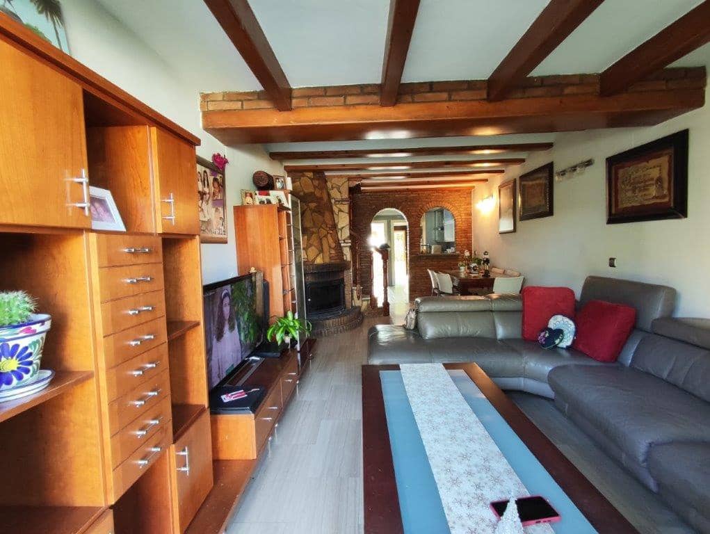 3 soveværelse Rækkehus til salg i Denia med swimmingpool - € 270.000 (Ref: 9764886)