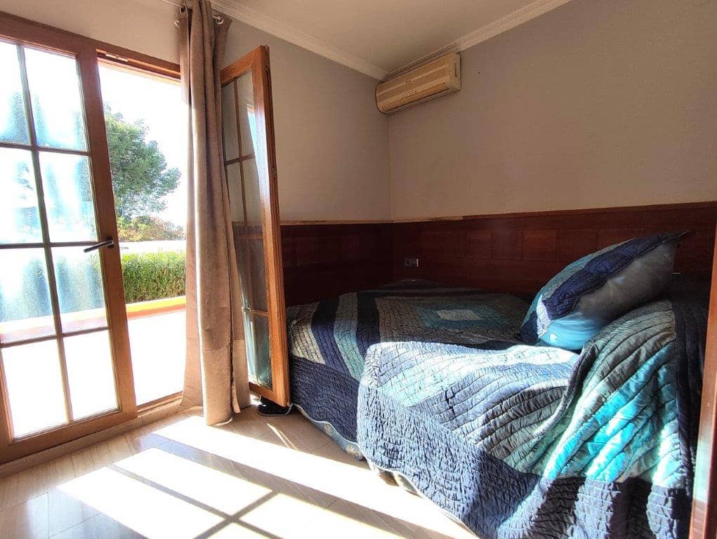 3 soveværelse Rækkehus til salg i Denia med swimmingpool - € 270.000 (Ref: 9764886)