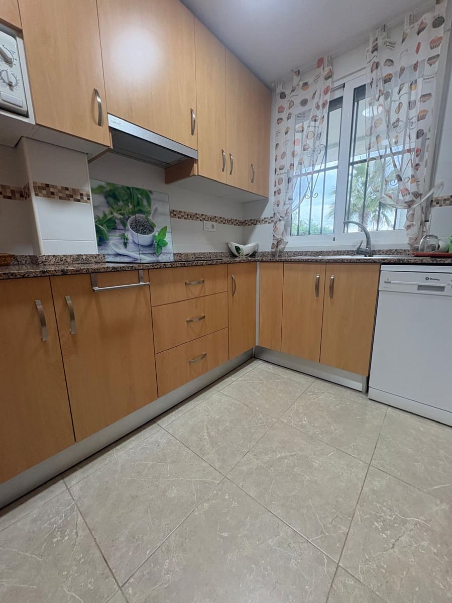 2 makuuhuone Huoneisto vuokrattavana paikassa Denia mukana 
autotalli - 850 € (Ref: 9772463)