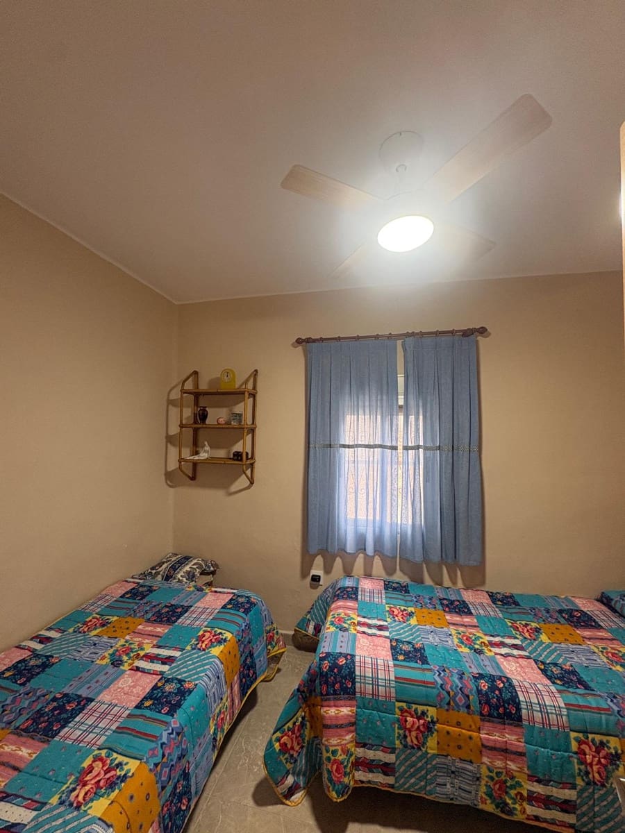 2 makuuhuone Huoneisto vuokrattavana paikassa Denia mukana 
autotalli - 850 € (Ref: 9772463)