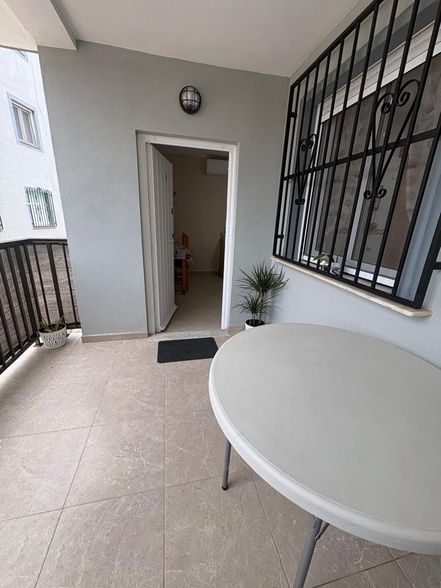 2 makuuhuone Huoneisto vuokrattavana paikassa Denia mukana 
autotalli - 850 € (Ref: 9772463)